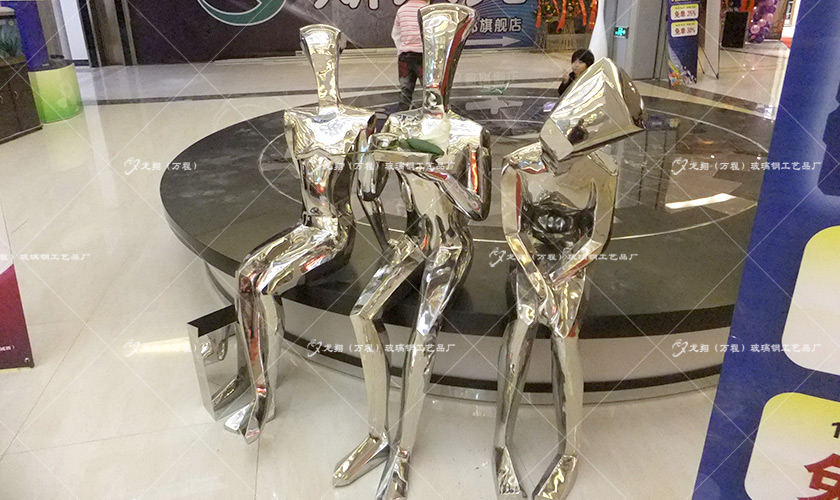 【景觀雕塑】玻璃鋼雕塑損壞了該如何修復(fù)？